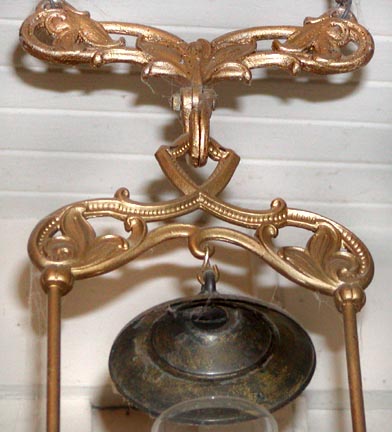 Aladdin lamp hanger top