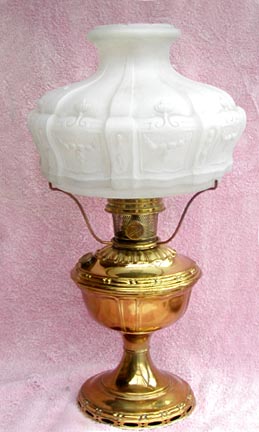 Aladdin model 7 table lamp