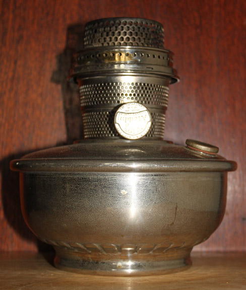 Early Aladdin model B metal lamp